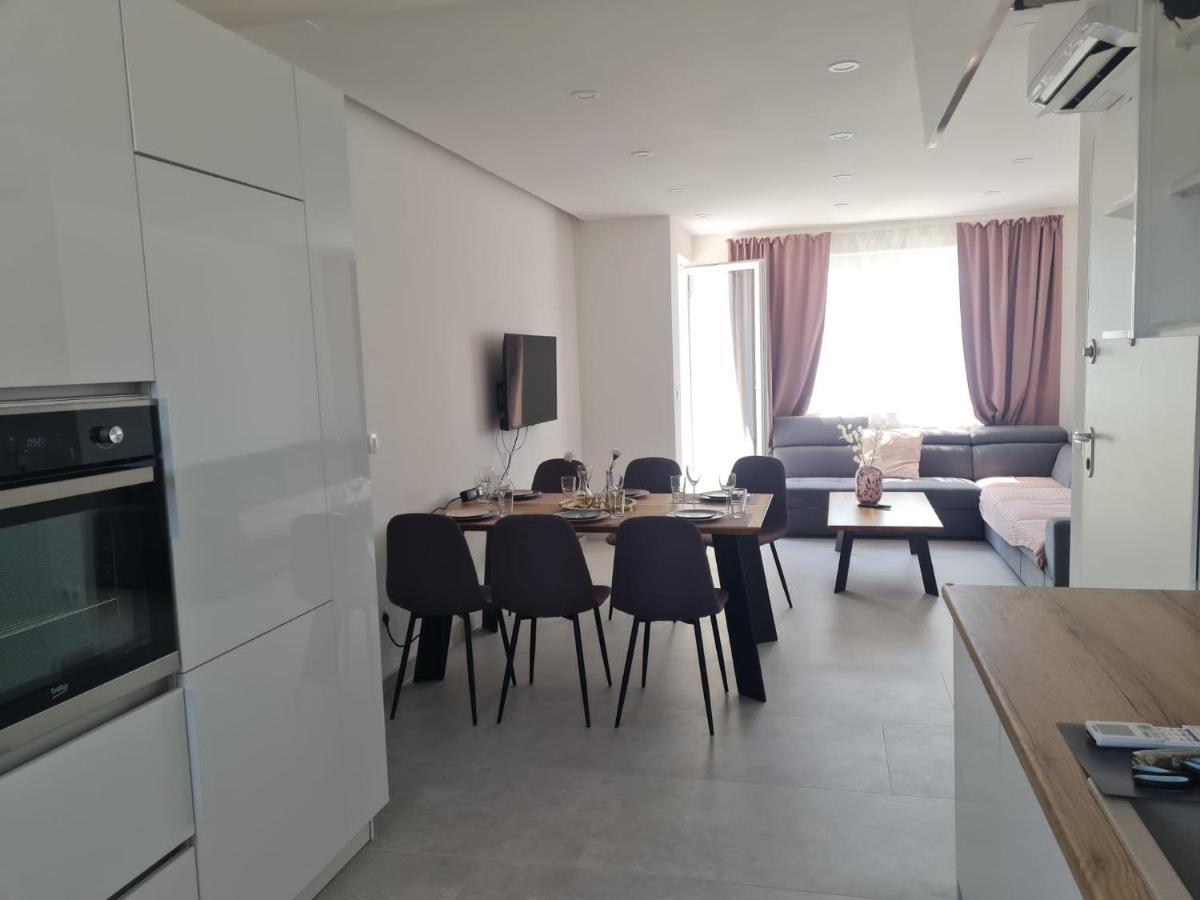 Holiday Apartment Marijana คาชเตลา ภายนอก รูปภาพ
