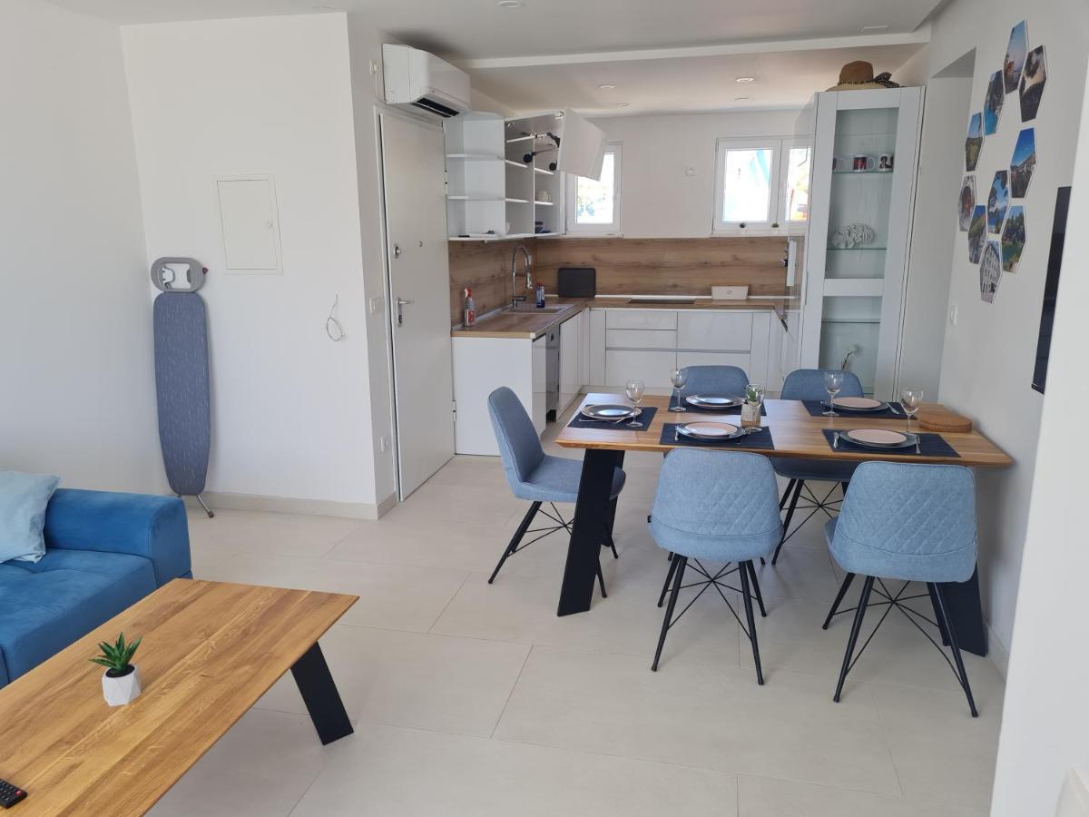 Holiday Apartment Marijana คาชเตลา ภายนอก รูปภาพ
