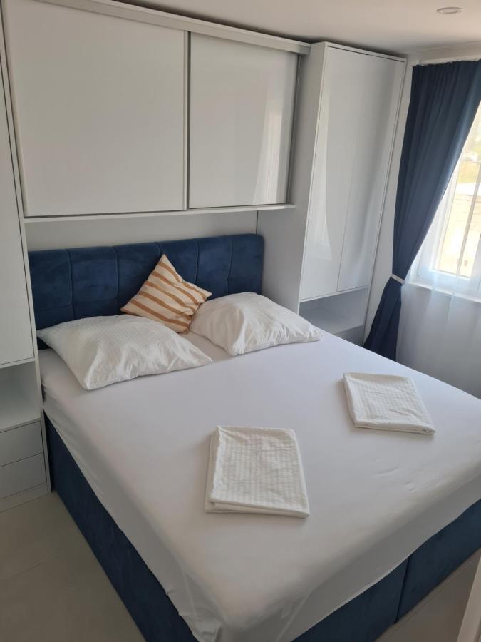 Holiday Apartment Marijana คาชเตลา ภายนอก รูปภาพ