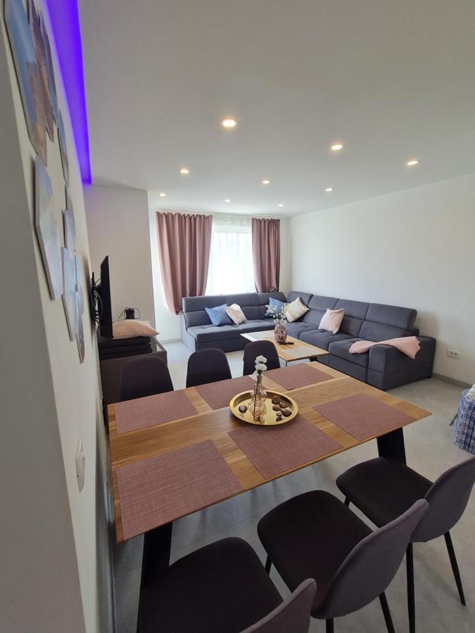Holiday Apartment Marijana คาชเตลา ภายนอก รูปภาพ