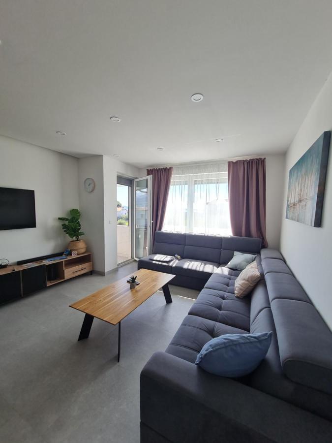 Holiday Apartment Marijana คาชเตลา ภายนอก รูปภาพ