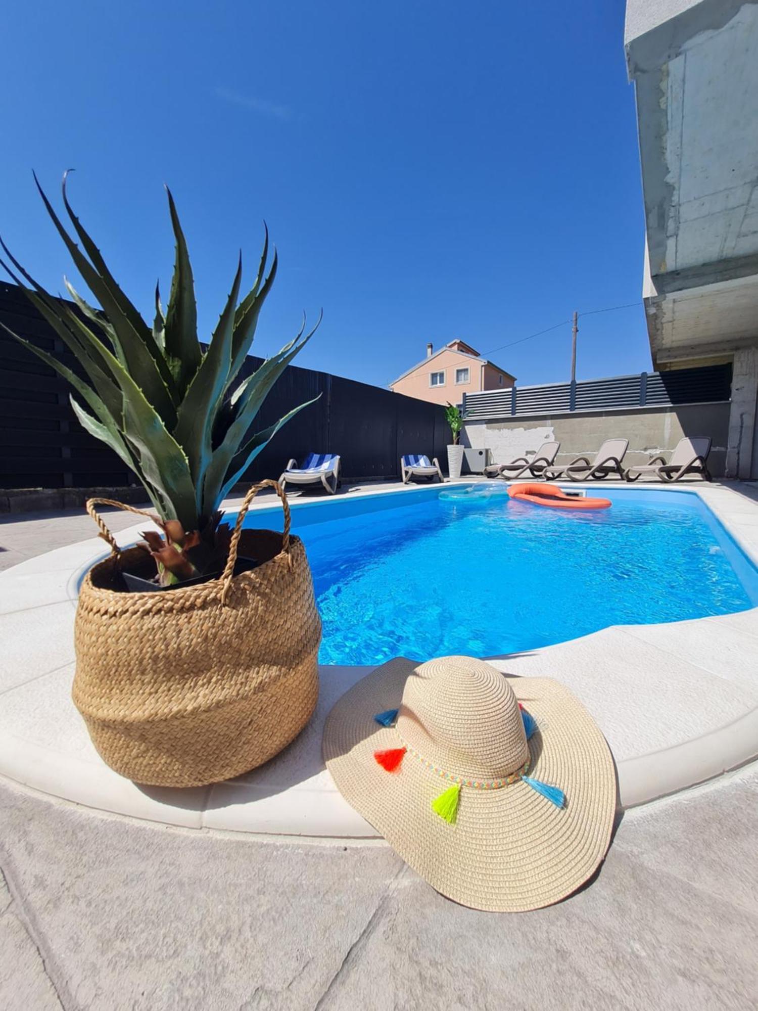 Holiday Apartment Marijana คาชเตลา ภายนอก รูปภาพ